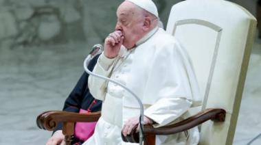 Se agravó el diagnóstico del Papa Francisco: Al “cuadro complejo” se le sumó una “neumonía bilateral”