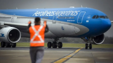 Aerolíneas Argentinas: Pilotos anticiparon un nuevo conflicto por demoras en la reapertura de paritarias