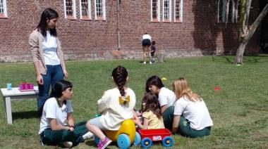 Estudiantes de Fátima realizaron una jornada solidaria destinada a los niños y niñas del Hogar Municipal