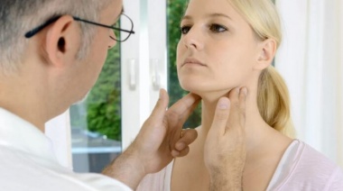 Alerta Mononucleosis: Qué es y cómo se transmite esta enfermedad por la que falleció una joven de 17 años
