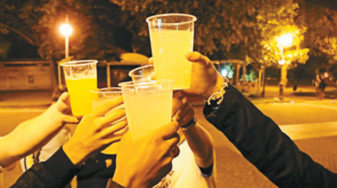 Consumos Peligrosos: El 56% de los adolescentes bonaerenses de entre 12 y 15 años ya probó alcohol