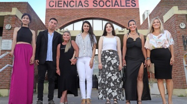 Estudiantes de Sociales recibieron sus diplomas en un nuevo Acto de Colación de Grado