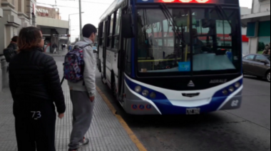 Los gremios del transporte se sumaron con un paro a la huelga del 24 de la CGT