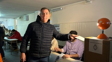 Hernán Parra: "Vengo a votar con alegría y con mucha tranquilidad"
