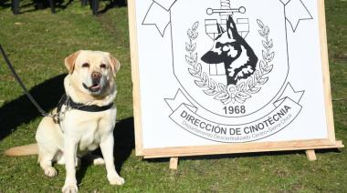 SPB de Sierra Chica: se jubiló un perro detector de estupefacientes y fue adoptado por su guía