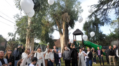 Pampita homenajeó a su hija Blanca inaugurando una plaza en Don Torcuato