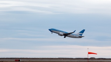 Aerolíneas Argentinas recortará 20% sus vuelos de cabotaje en mayo