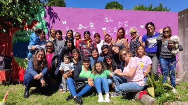 Día de la No violencia hacia las mujeres: DPG pintó un mural en su sede