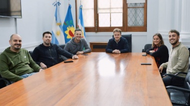 El Intendente Maximiliano Wesner recibió a los organizadores del Olavarría Wine Festival