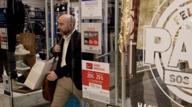 El rubro indumentaria en crisis: El 72% de las empresas reportó caídas en la venta de ropa