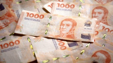 El salario mínimo se derrumbó 28,4% en un año