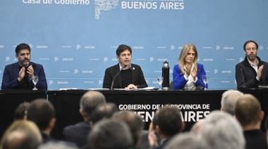 Kicillof: “Cumplimos nuestros compromisos porque asumimos la tarea de acompañar y proteger al pueblo de la Provincia”