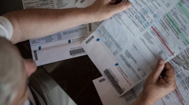 Golpe al bolsillo y presión a la inflación: Ocho subas y dos bajas que llegan con octubre