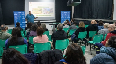 Mes del compostaje: Con buena concurrencia se desarrolló el Taller de Huerta