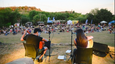 “Música en las Alturas” convocó a una gran multitud en Huecufu Hum