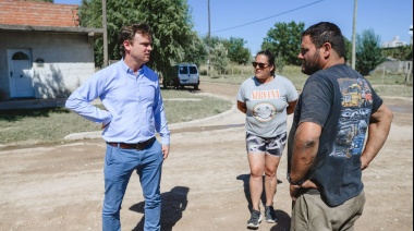 El intendente Wesner recorrió el barrio Carlos Pellegrini e informó que se reiniciaron las obras