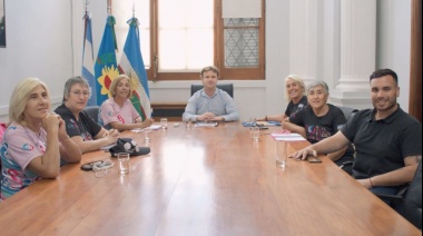 Wesner se reunió con integrantes de Ola Rosa