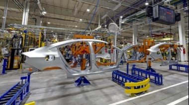 La industria sigue en rojo: Acumula una caída de 9,7% en once meses del 2024