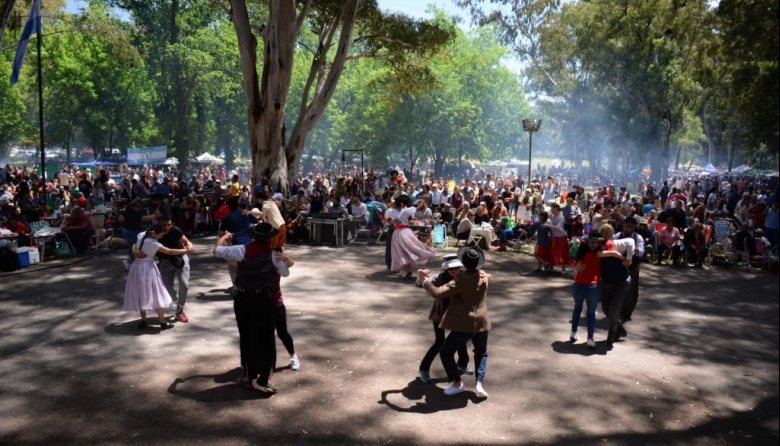 El Municipio sigue con la convocatoria a instituciones para participar del “Aplauso al Asador”