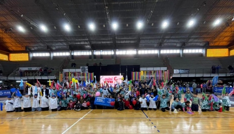 Más de 90 niños y niñas de Centros de Día Municipales participaron del Mini Gym 2025