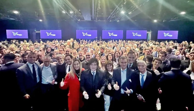 Milei asumió la derrota y armará una "mesa política nacional" de diálogo