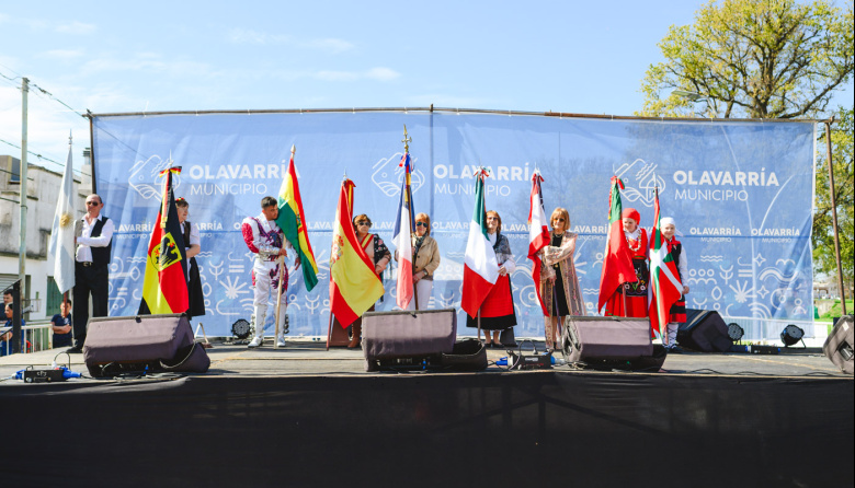Fue un éxito la celebración por el Día del Inmigrante en el Centro Cultural