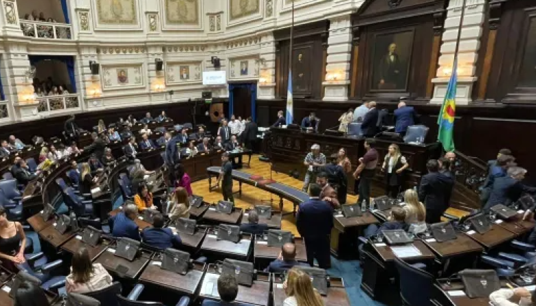 Alejandro Dichiara asumió como presidente de la Cámara de Diputados Bonaerense