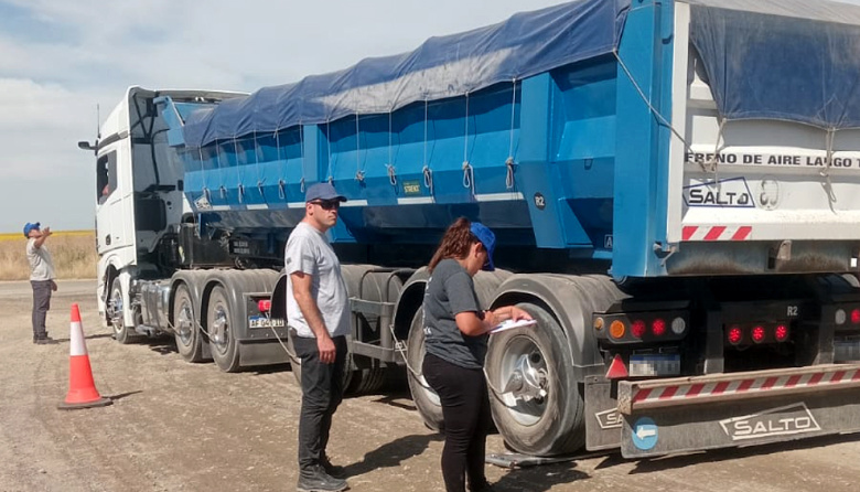 Operativos de Control de Cargas en distintos puntos del Partido de Olavarría