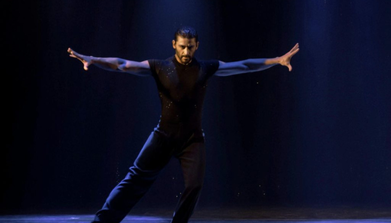 Hernán Piquín vuelve a Olavarría con un espectáculo homenaje a Soda Stereo