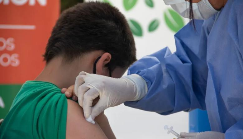 Qué vacunas necesitan tener los alumnos antes del inicio de clases en PBA