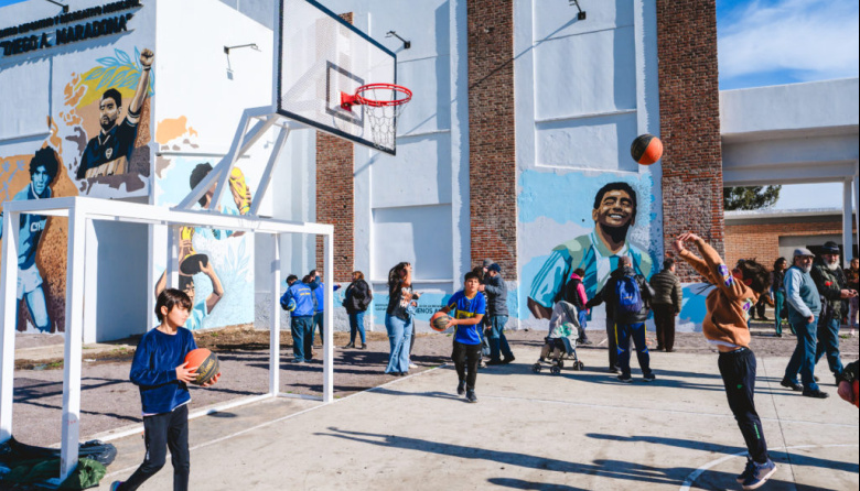 El Municipio dio a conocer las actividades del Centro Deportivo y Recreativo Municipal “Diego Armando Maradona”