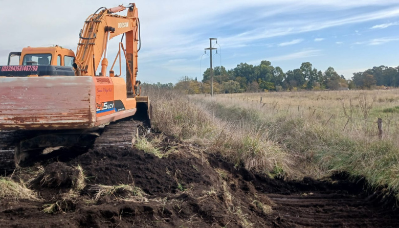 El Municipio continúa con trabajos hidráulicos sobre avenida Ituzaingó Norte
