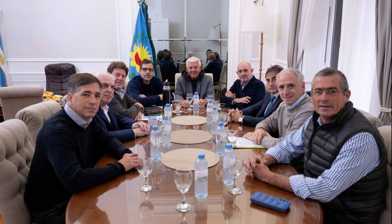 68 intendentes bonaerenses de distintos partidos reclamaron medidas excepcionales para sostener sus municipios