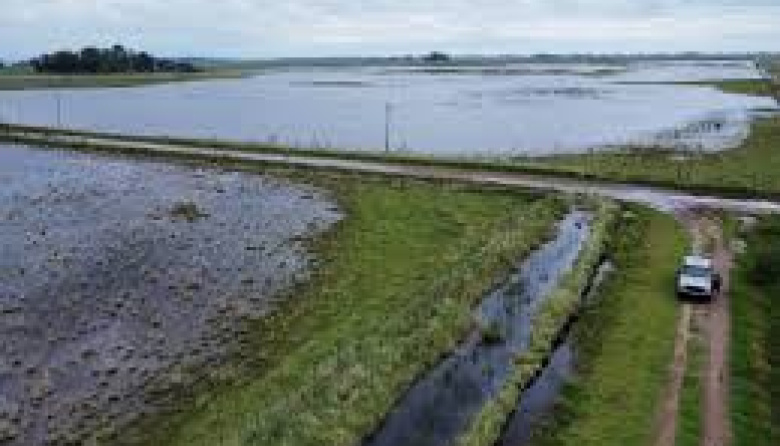 Caminos rurales: Ingenieros alertan por posibles trabajos precarios que pueden producir inundaciones