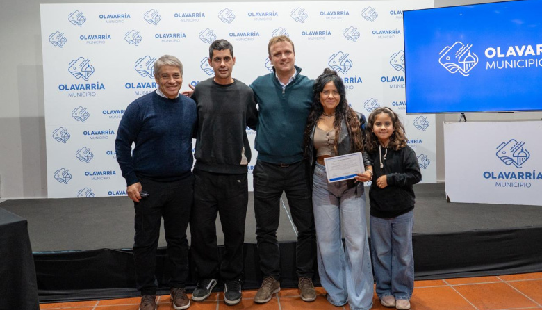 El intendente Wesner participó del acto de entrega de tenencias definitivas y actas de afectación de vivienda