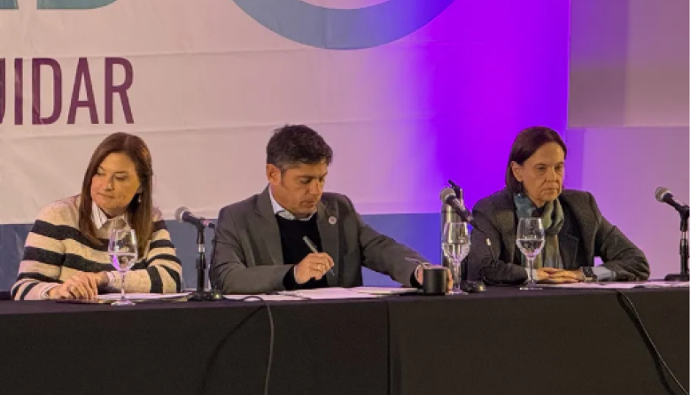 "Se va un héroe argentino": Kicillof despidió al Indio Solari