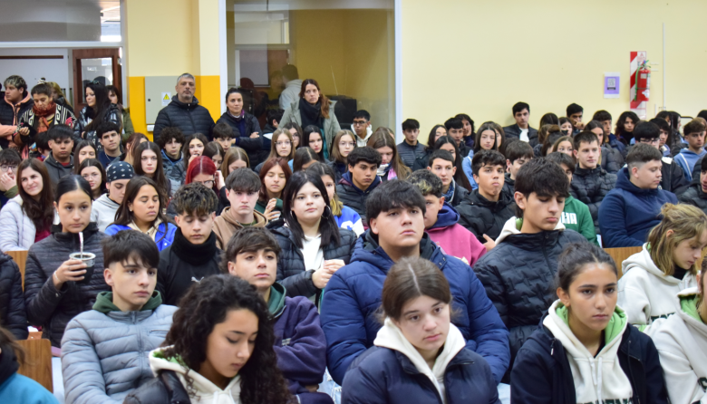 Estudiantes secundarios ya palpitan Sociales en Acción 2026
