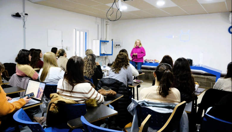 Presentaron en el Hospital Municipal una plataforma nutricional utilizada por la Selección Argentina