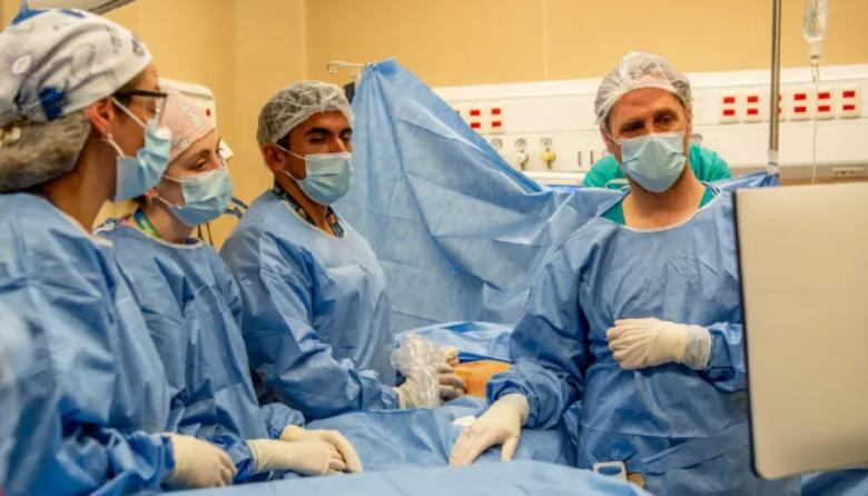 Cirugía inédita en el Garrahan: se realizó una transfusión de sangre fetal intrauterina