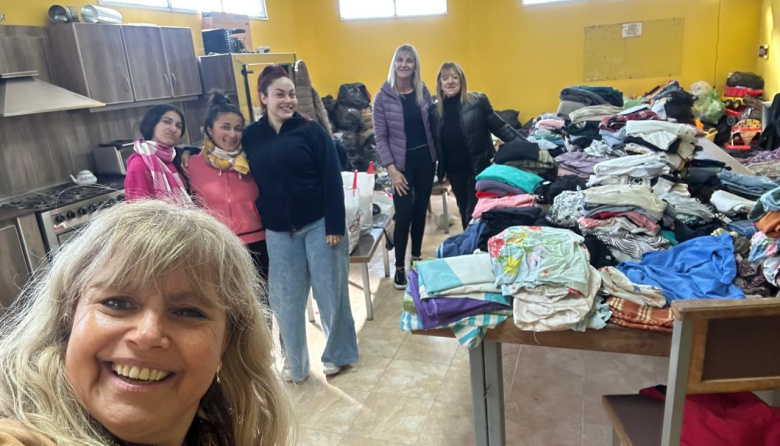 La Subcomisión de Damas continúa con las donaciones a la comunidad