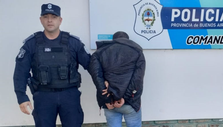 Dos aprehendidos tras protagonizar incidentes y agredir a médicos y policías en el Hospital Municipal