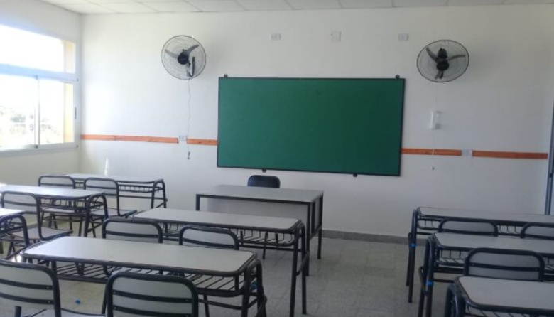 Un sector de docentes bonaerenses para el miércoles y complica las clases