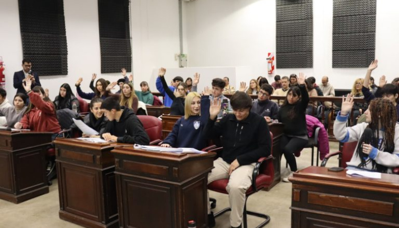 El Concejo Deliberante Estudiantil 2026 tuvo su primera sesión: conocé los proyectos aprobados
