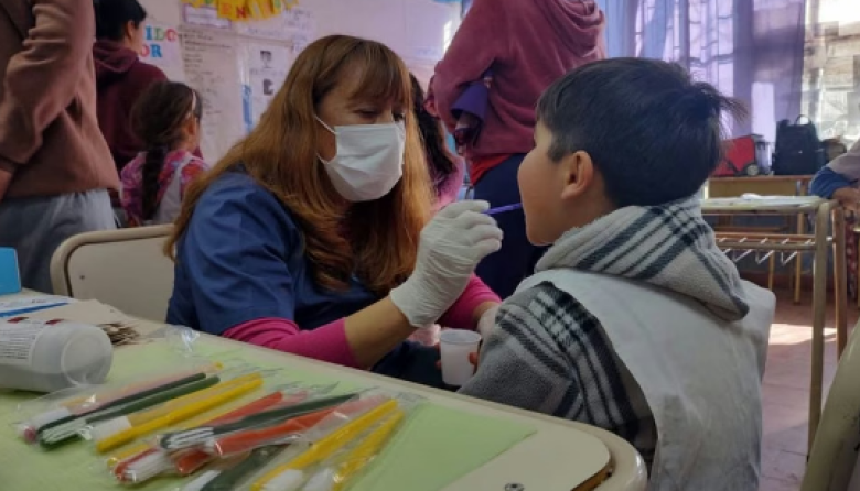 Salud escolar: casi la mitad de los niños de primer grado necesitó una derivación