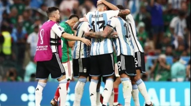 Entre cábalas: qué camiseta usará la Selección Argentina por los cuartos de final