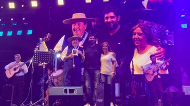 Los Tekis y Carlos Ramón Fernández, homenajeados en el Festival Nacional de Doma y Folclore