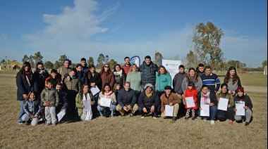 Entregaron lotes para autoconstrucción a familias de Recalde, Espigas y Blanca Grande