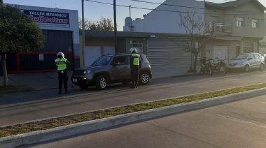 Motopolicías realizaron un control de tránsito