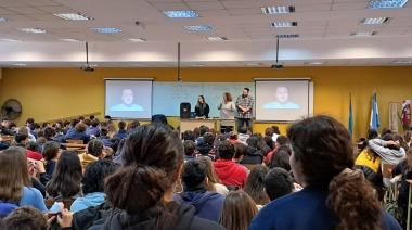 La Dirección de Políticas de Género realizó una jornada reflexiva dirigida a los estudiantes de la Escuela Adolfo Pérez Esquivel (ENAPE).