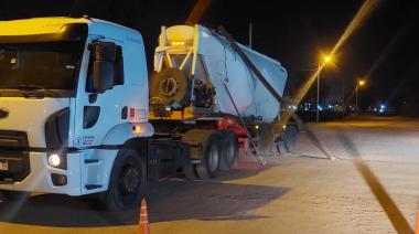 Un camión embistió una línea de Baja Tensión